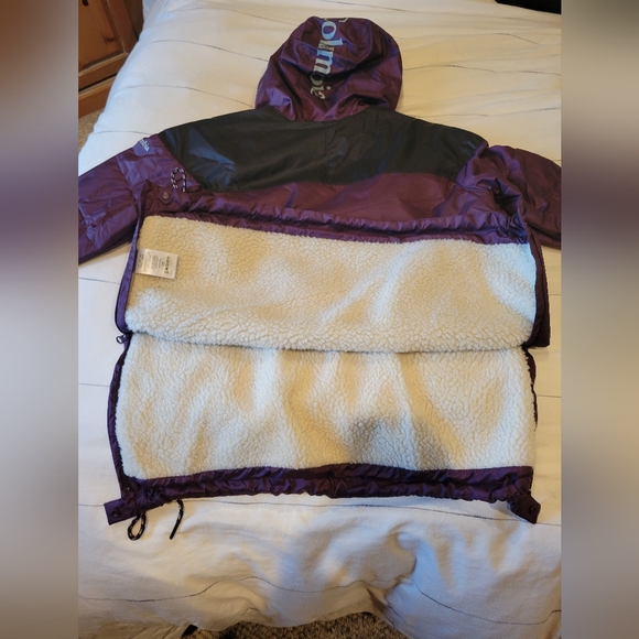 Women's Purple Colombia Pull Over Jacket - Picture 5 of 7